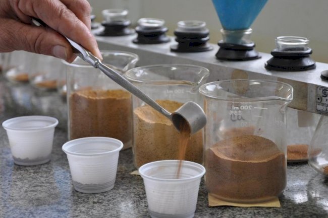 Dados do IAC mostram que cresce o número de laboratórios de solos que oferecem mais opções ao setor