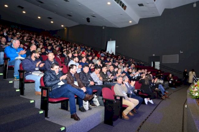 Evento discute segurança alimentar com agricultura de baixo carbono e conservacionista