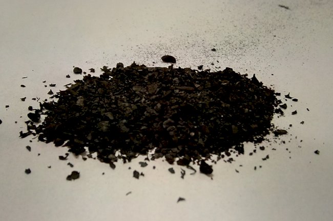 Biocarvão de café recupera solo contaminado com metais pesados