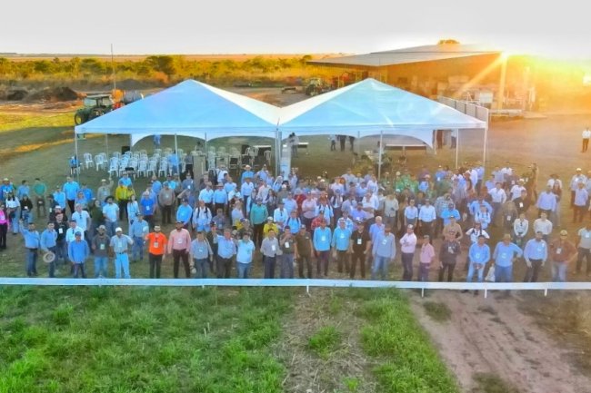Painéis, exposição de máquinas e tarde de campo marcam segundo dia do 19º ENSPD na Bahia