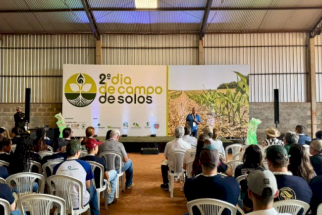 Dia de Campo no PR aborda alternativa para manejo do solo em altas temperaturas 