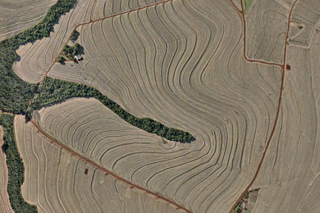 Geotecnologia usada no redimensionamento de terraços favorece a conservação do solo