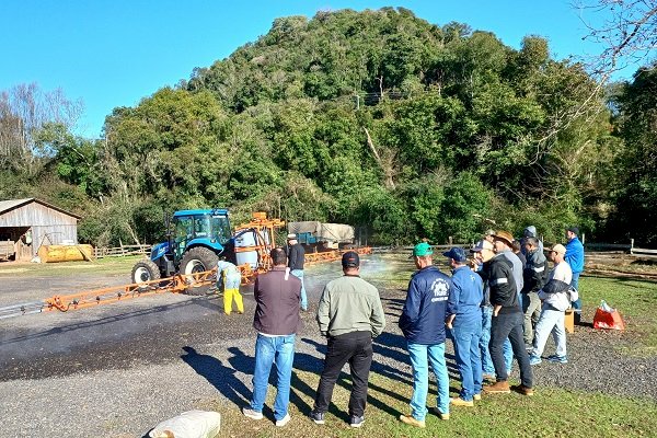 Inspeciona-RS já capacitou mais de 21 mil agricultores para uso responsável de defensivos